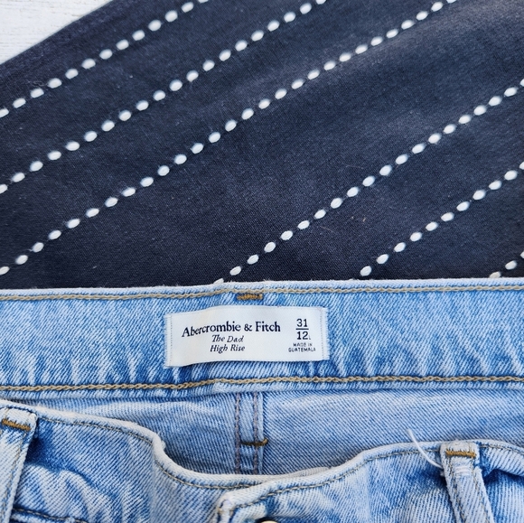 Abercrombie & Fitch The Dad High Rise Light Wash Jeans Side Slits 31/12 Long - Picture 6 of 11